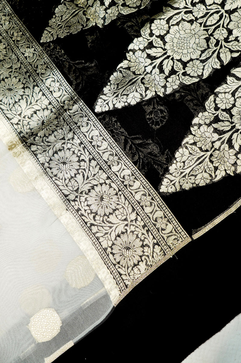 Handwoven Off White Banarasi Organza  Saree