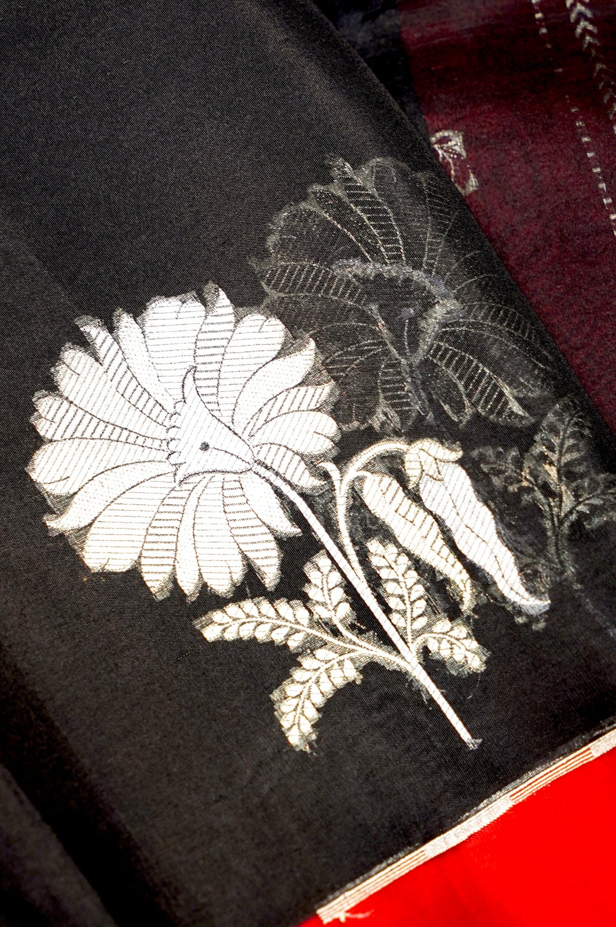 Handwoven Black Banarasi Organza  Saree