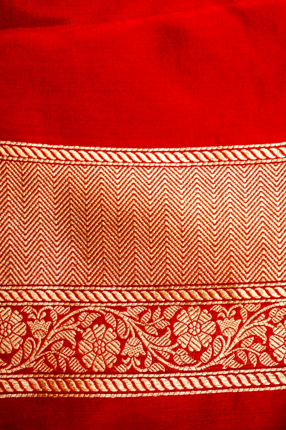 Handwoven Rangkat Banarasi Katan Silk Saree