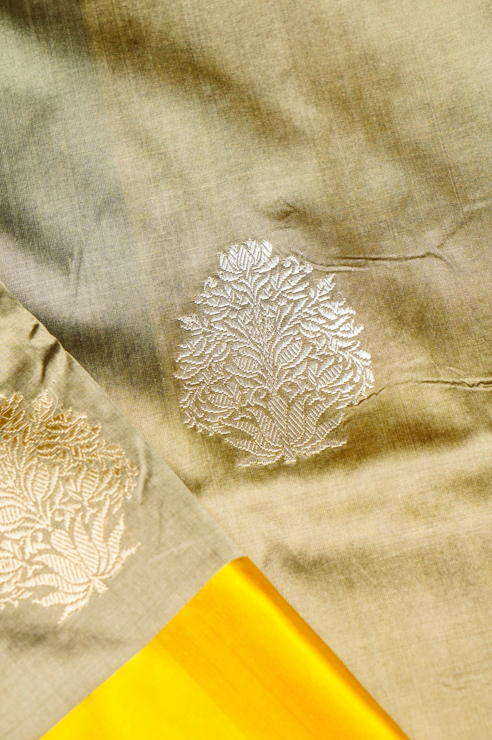 Handwoven Grey & Cream Banarasi Katan Silk Saree
