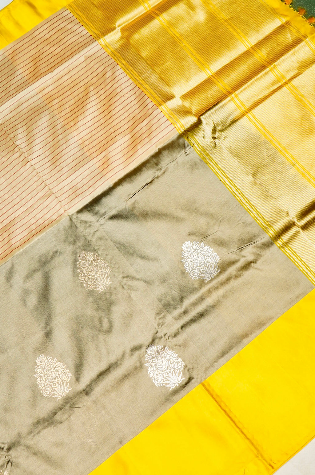 Handwoven Grey & Cream Banarasi Katan Silk Saree