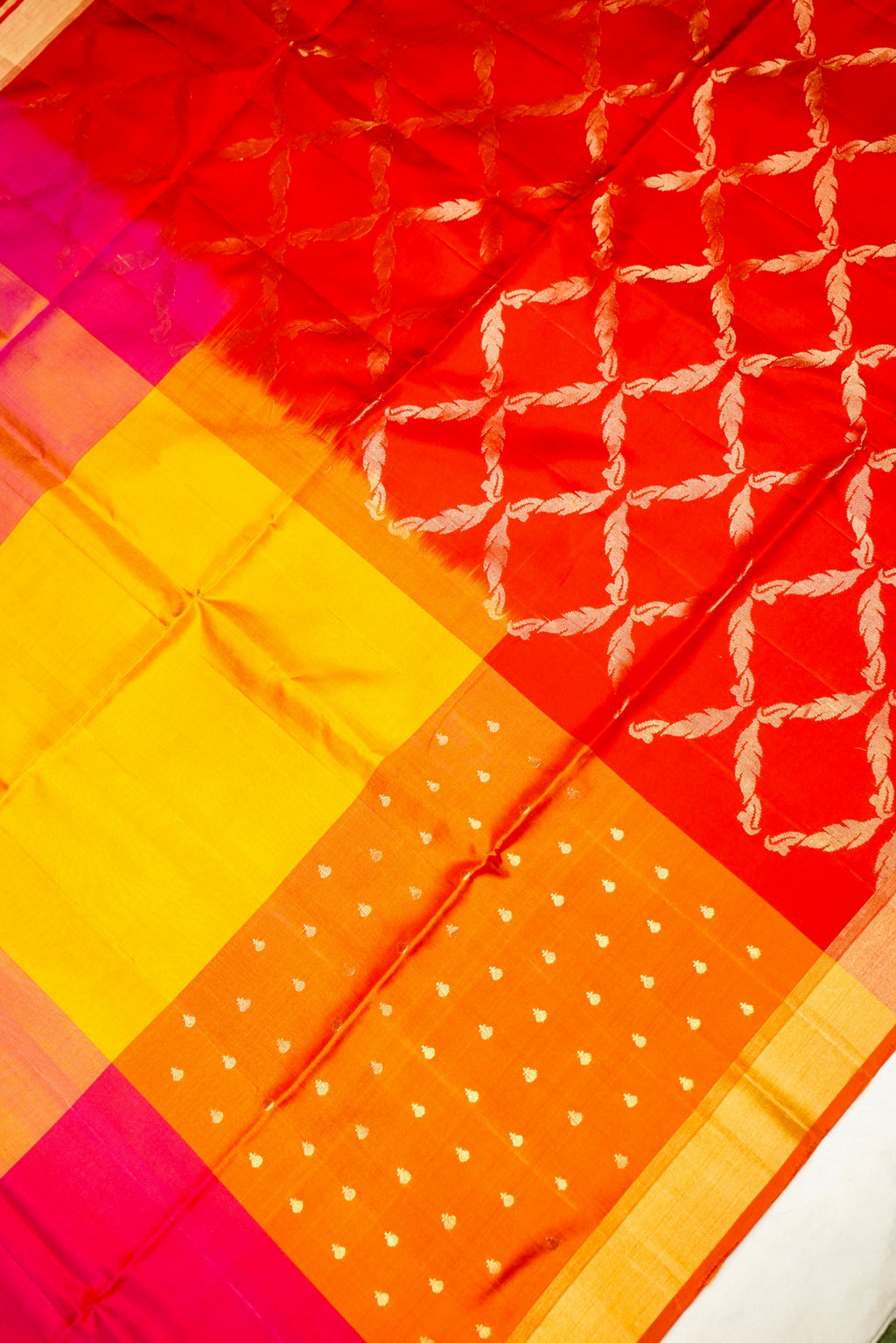 Handwoven Rangkaat Banarasi Soft Silk Saree