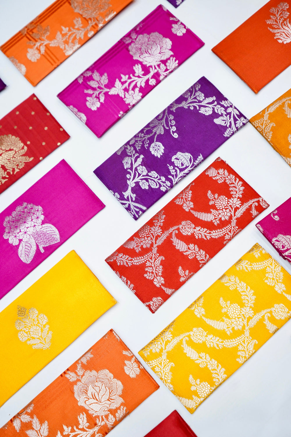 Floral Jaal Banarasi Cash Envelope