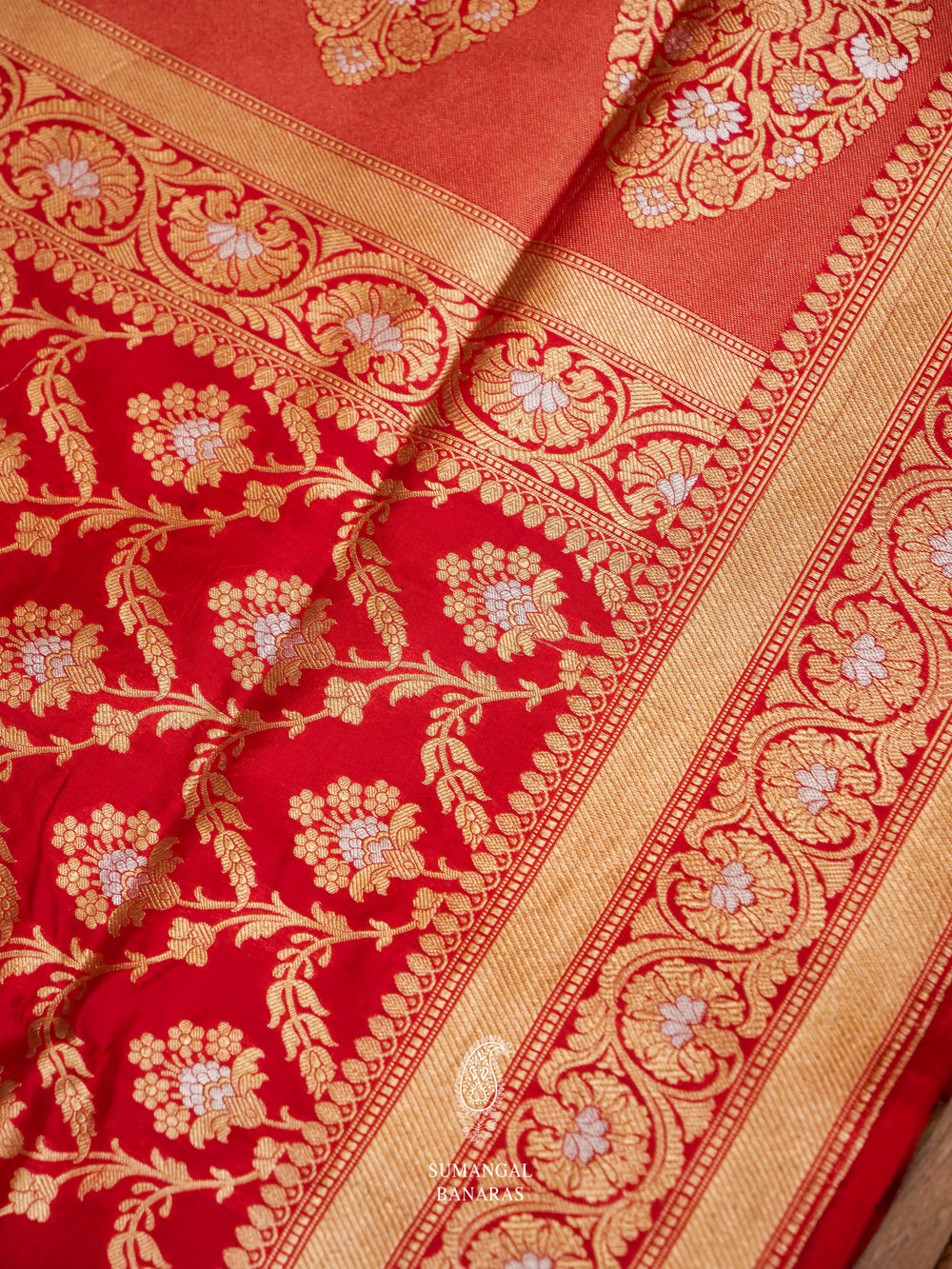 Handwoven Banarasi Classic Red Katan Silk Jaal Saree