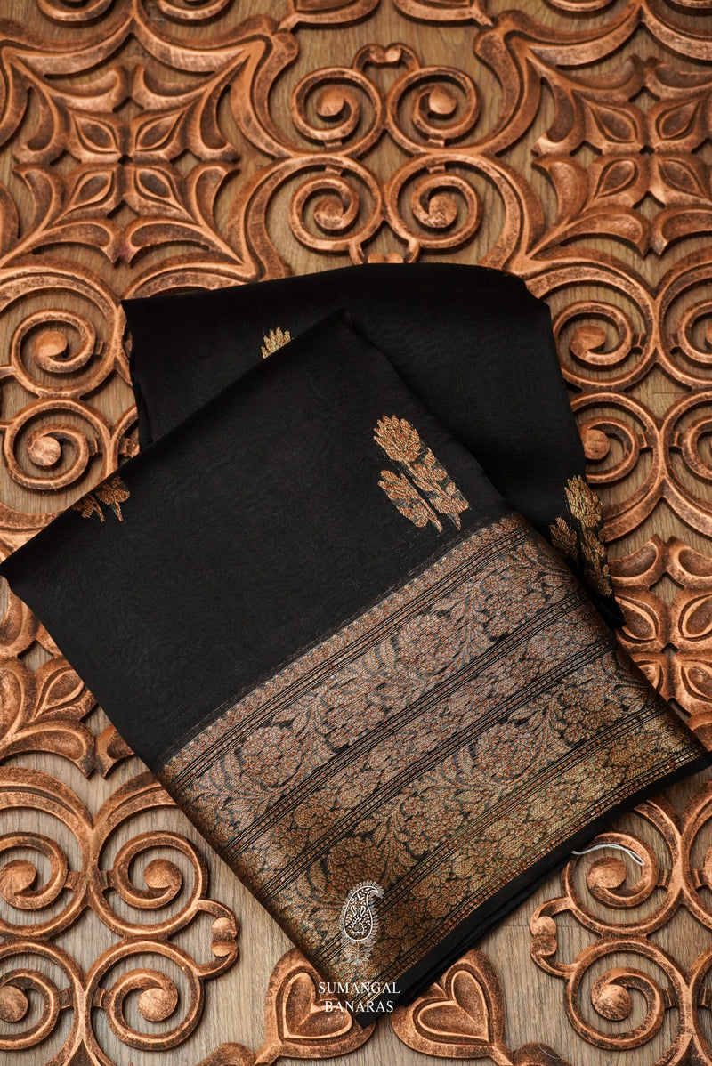 Handwoven Navy Blue Breezy Organza Saree