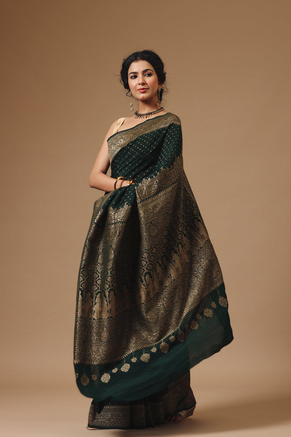 Handwoven Banarasi Crepe Khaddi Classic Bottle Green Saree