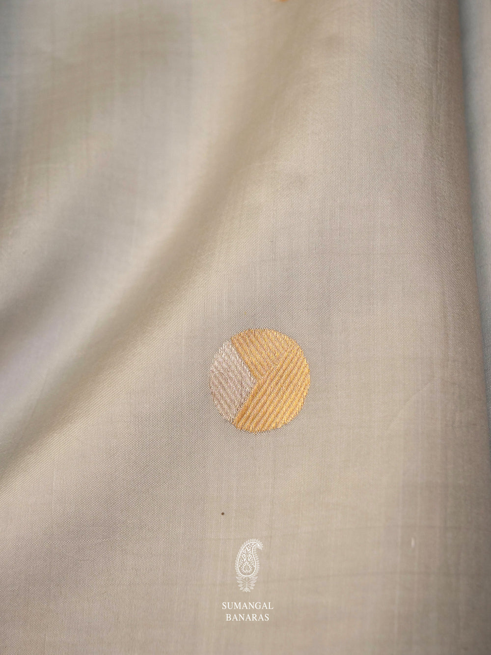 Handwoven Powder Grey Banarsi Katan Silk Saree