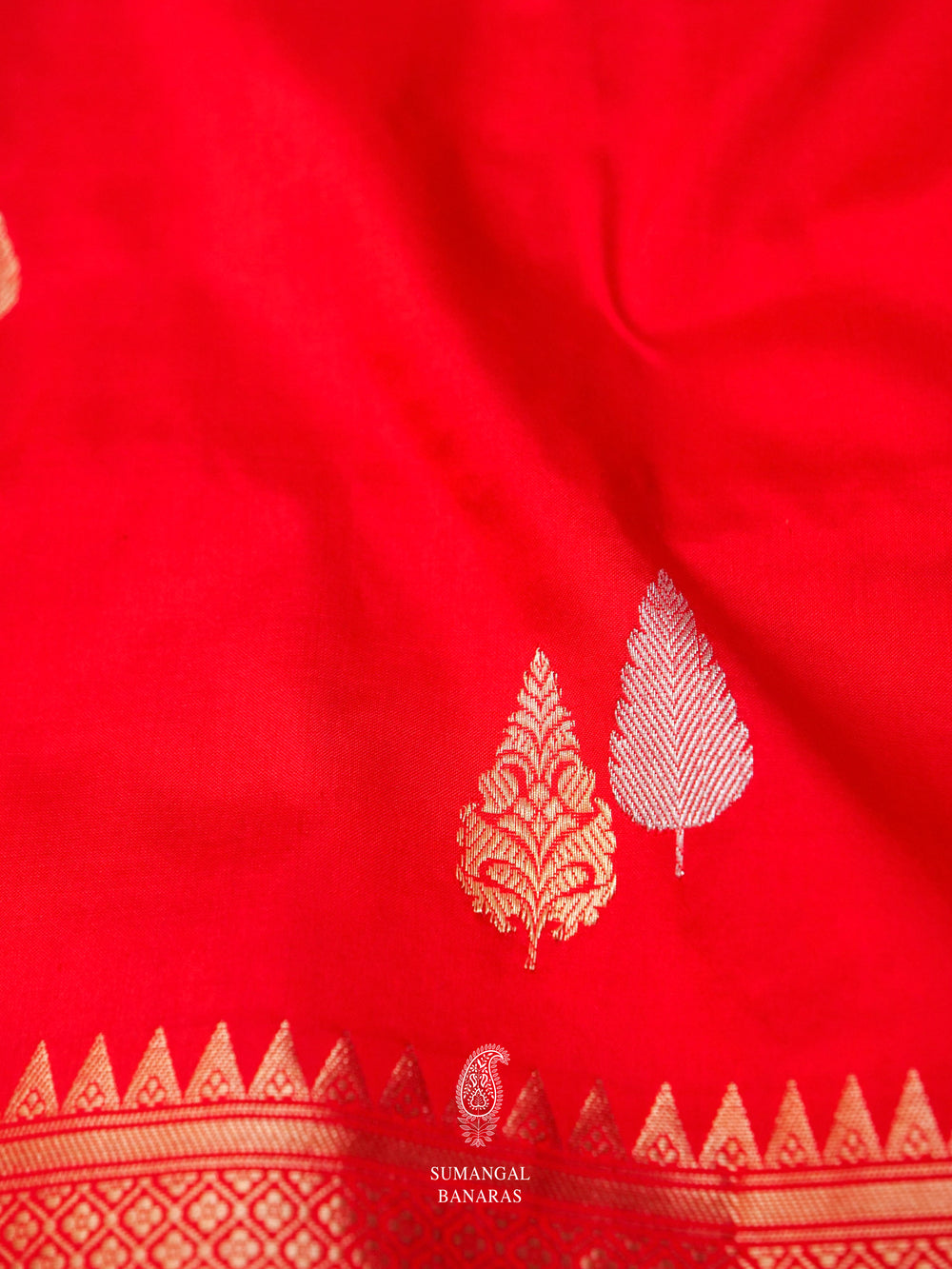 Handwoven Raga Red Banarasi Katan Silk Saree