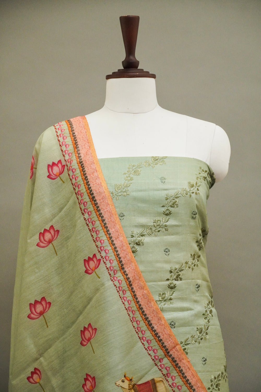 Handwoven Light Yellow Banarsi Pure Moonga Silk Suit Set