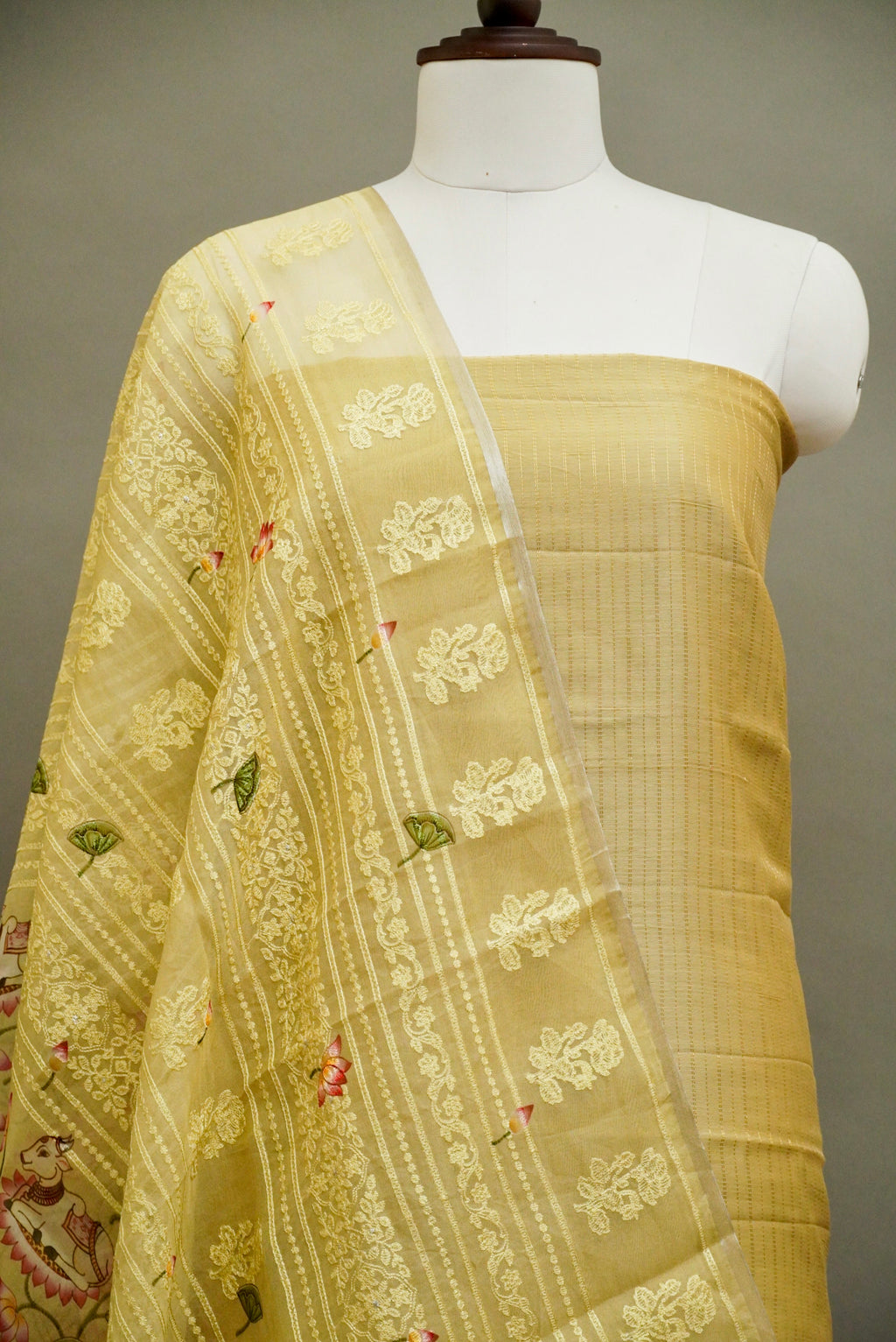 Handwoven Light Green Banarsi Pure Organza Silk Suit Set