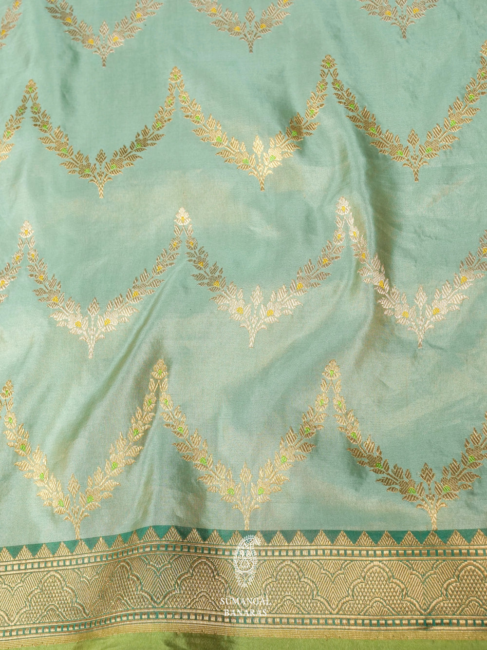 Handwoven Mint Green Zigzag Meenakari Tissue Silk Saree